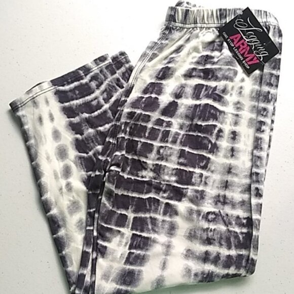 Legging Army Plus Size Capris - Picture 1 of 1